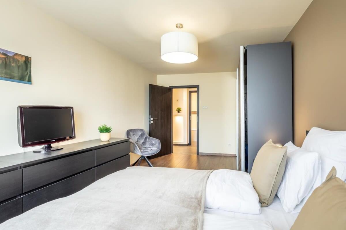 Cozy Quiet Apartment With A Balcony Budapest Eksteriør billede