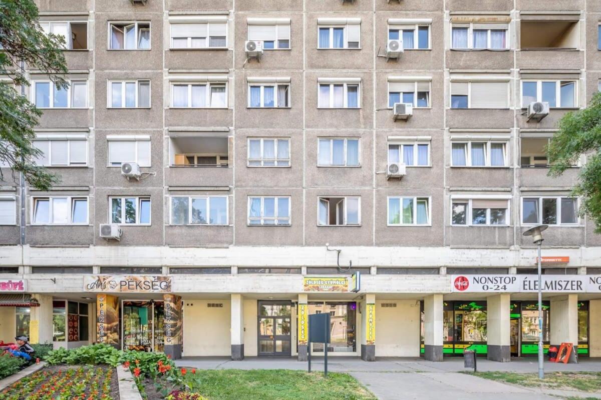 Cozy Quiet Apartment With A Balcony Budapest Eksteriør billede